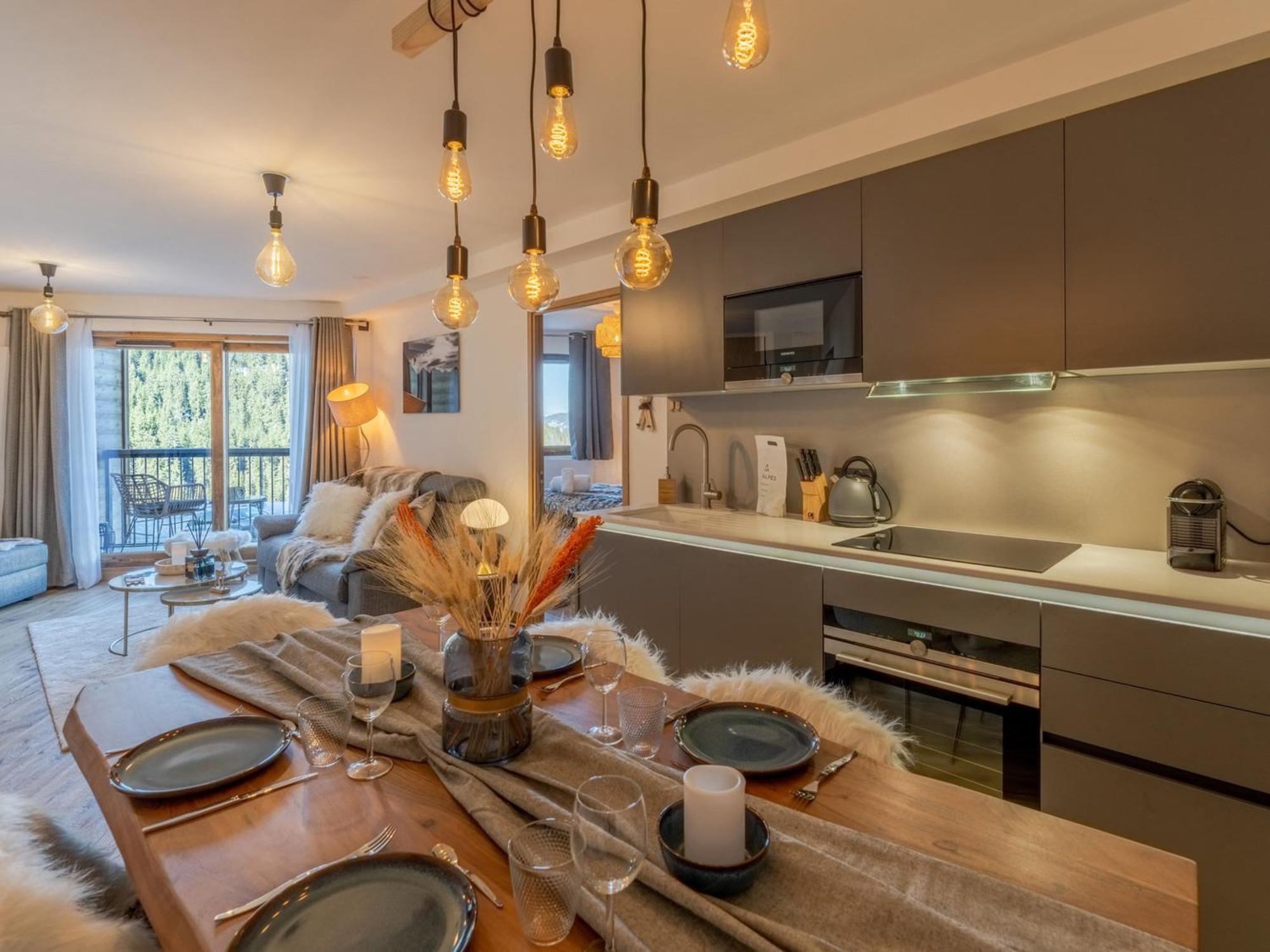 Standing Pres Des Pistes Avec Parking, Wifi - Fr-1-563-128 * Courchevel
